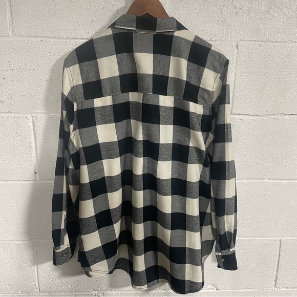 Universal Thread Ivory|Black Flannel Buffalo Plaid Button Down Shirt Sz Large - Picture 5 of 5